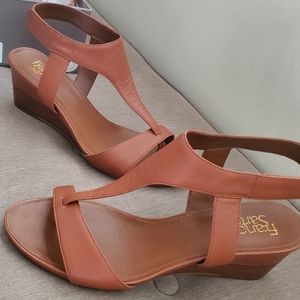 Franco Sarto Sandals (Cognac, Size 10)